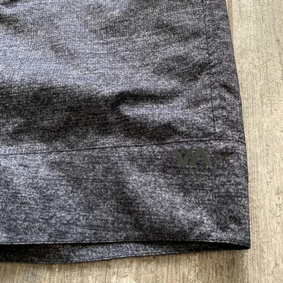 🔥🔥RVCA - RIPSTOP PERFORMANCE SHORT🔥🔥 - Picture 3 of 6